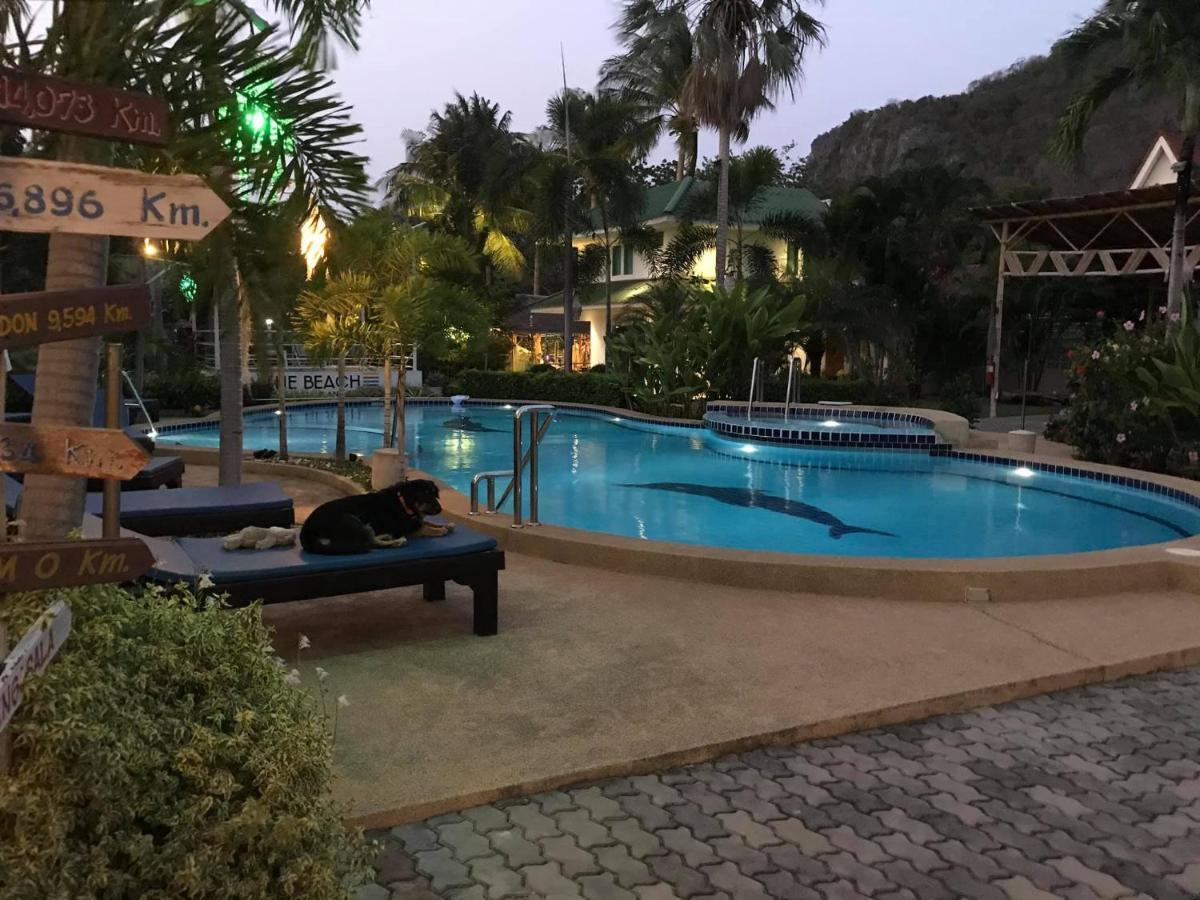 The Beach Boutique Resort Ban Pak Nam Pran Екстериор снимка