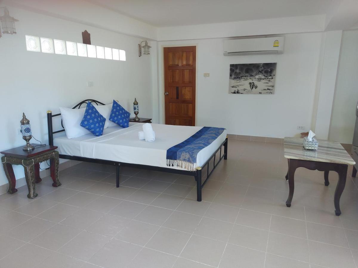 The Beach Boutique Resort Ban Pak Nam Pran Екстериор снимка