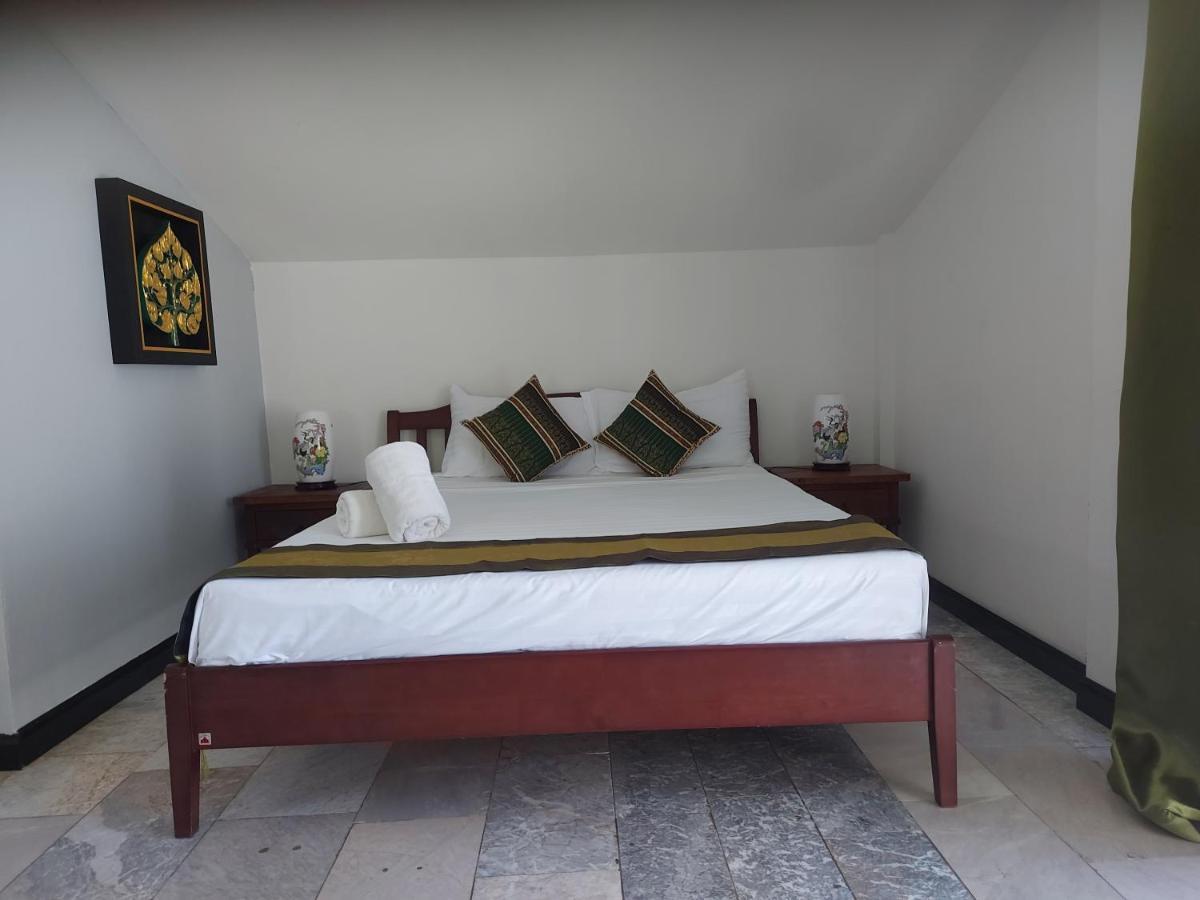 The Beach Boutique Resort Ban Pak Nam Pran Екстериор снимка