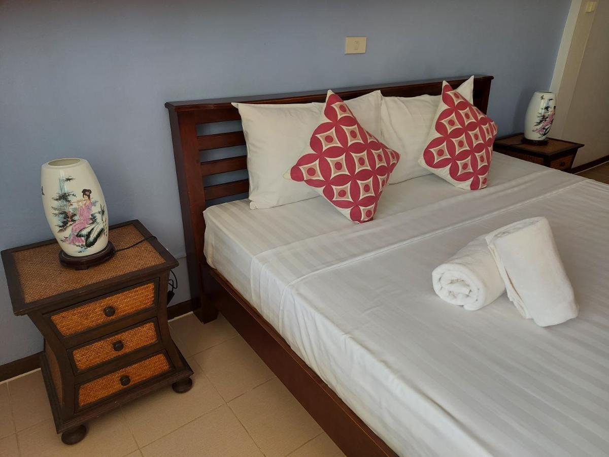The Beach Boutique Resort Ban Pak Nam Pran Екстериор снимка