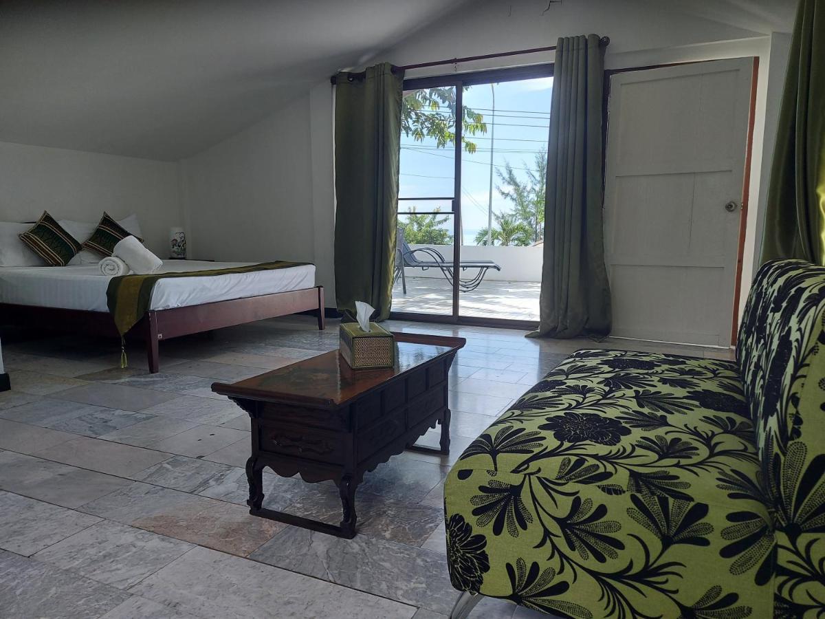 The Beach Boutique Resort Ban Pak Nam Pran Екстериор снимка